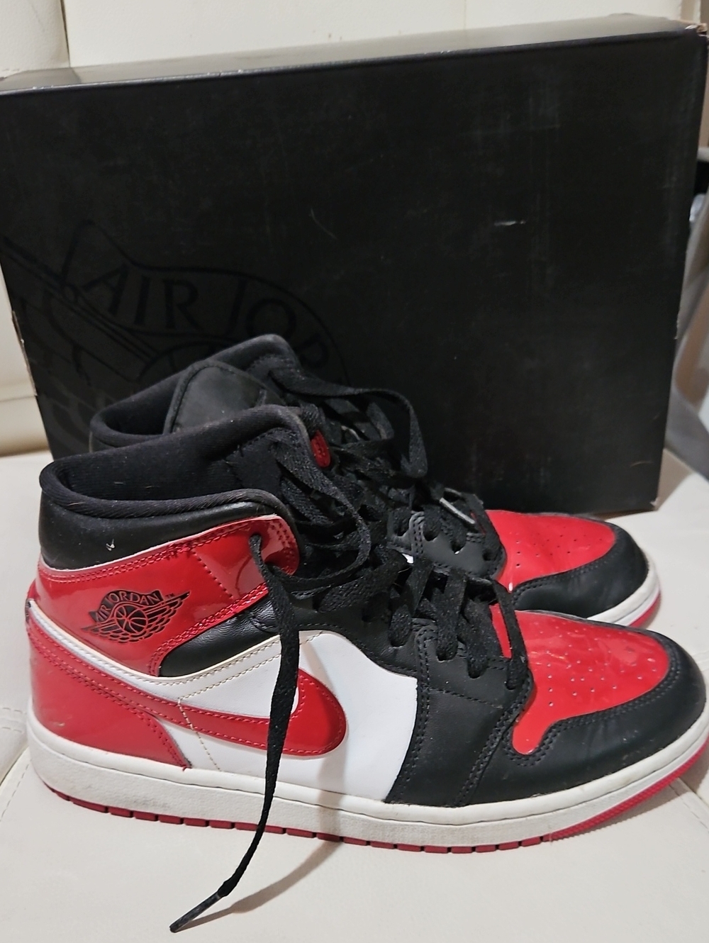 Jordan Men's Mid-Top Sneakers in Black/Red/White